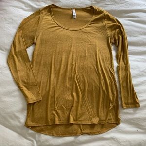 LuLaRoe Scoop Neck Long Sleeve T-shirt